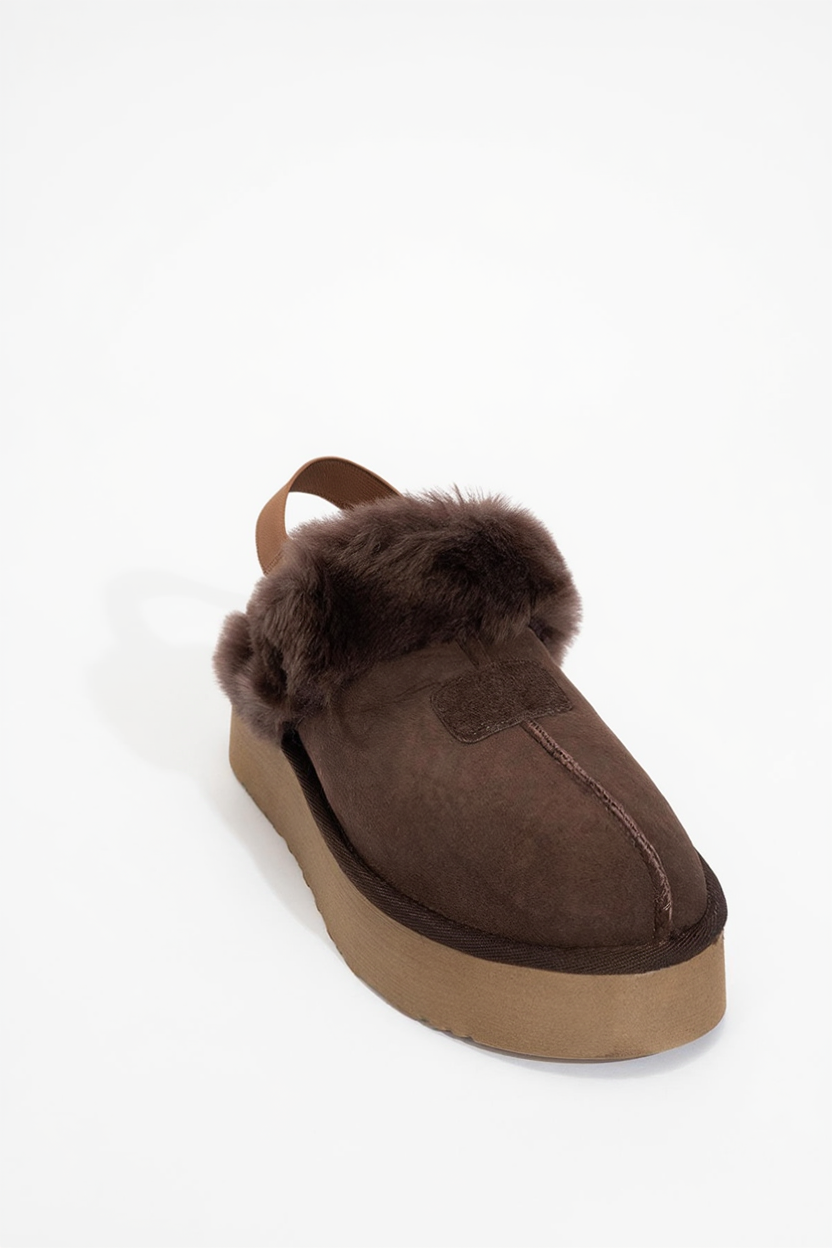 Olessa - Pantufla de cuero genuino y gamuza forrada en piel de oveja (Mujer)