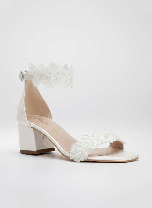 Dana - Sandalias de novia de encaje color marfil
