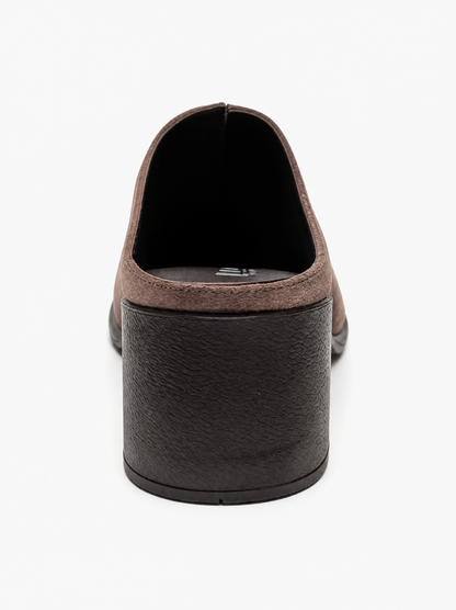 Sorex Taupe - Back View AI 4K