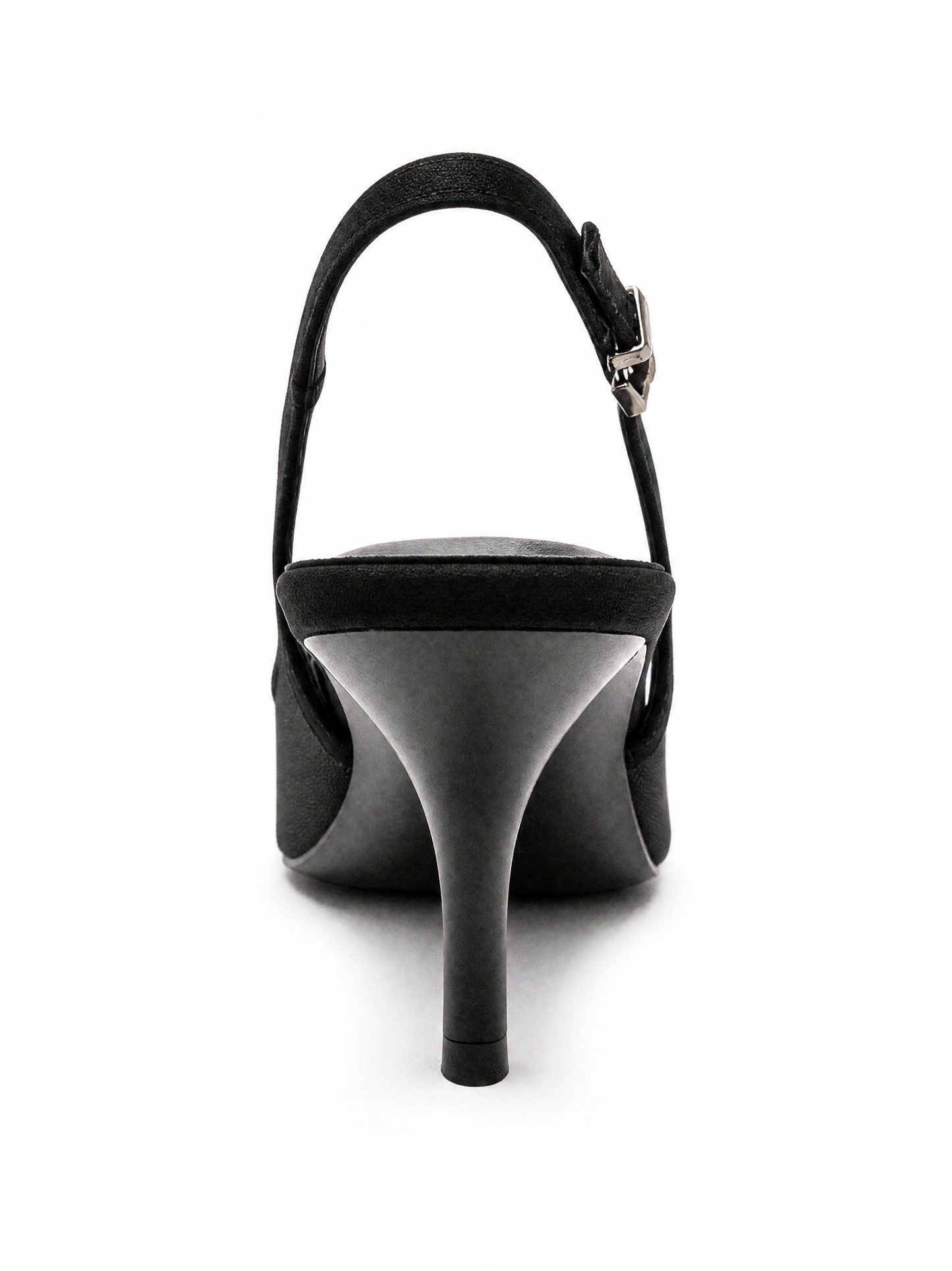 Lioren Black - Back View AI 4K
