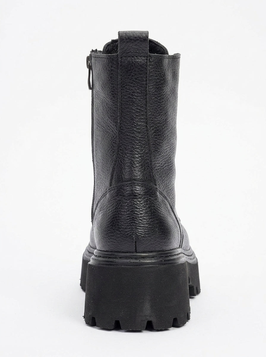 Botín Tina de cuero negro (Mujer)