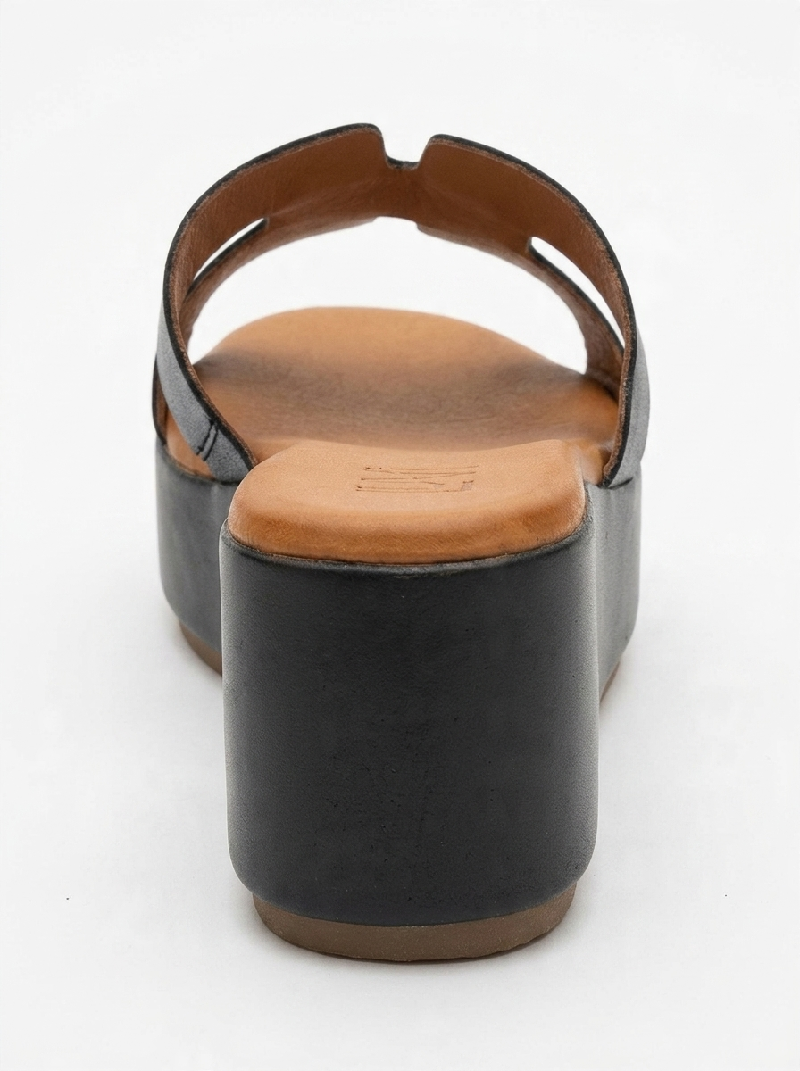 Chancla Lia Black de piel con plataforma (Mujer)