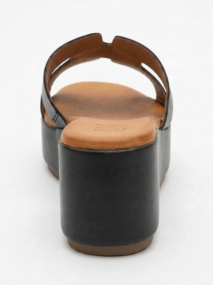 Chancla Lia Black de piel con plataforma (Mujer)