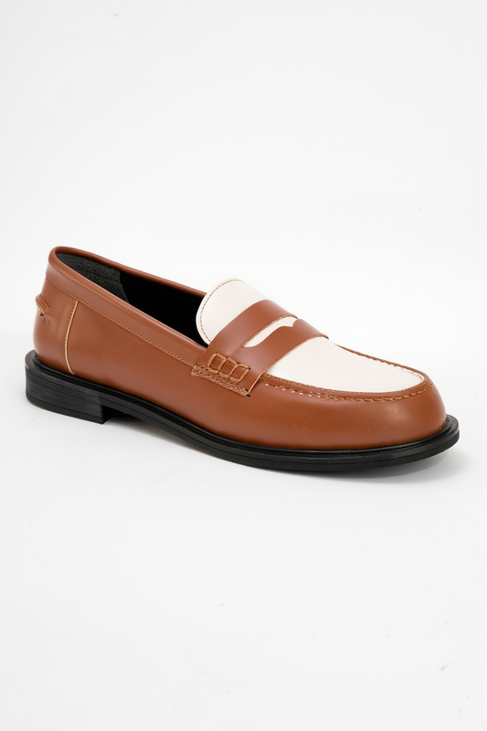 CHOOS Cognac Brown Loafer (Women)