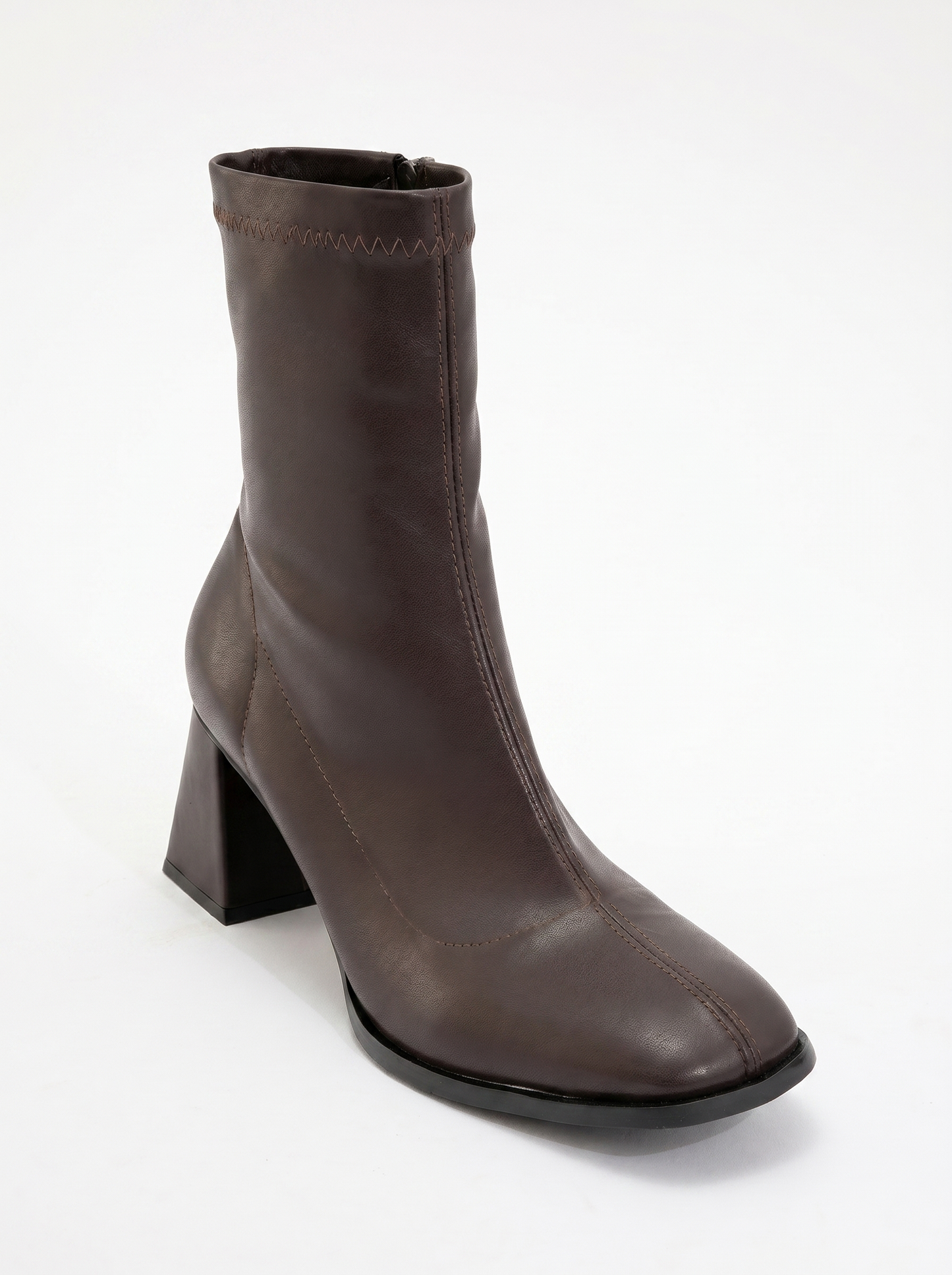 Bota Plesa de tacón grueso color marrón oscuro (Mujer)