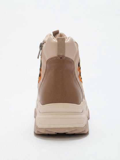 Olivia - Bota Deportiva Beige (Mujer)