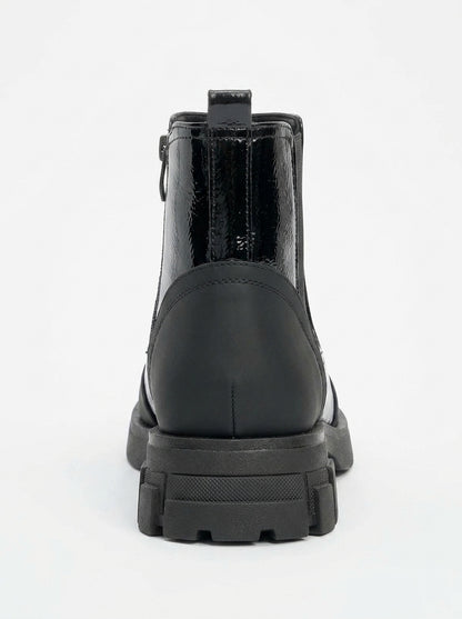 Albia - Bota de cremallera de charol negro (Mujer)