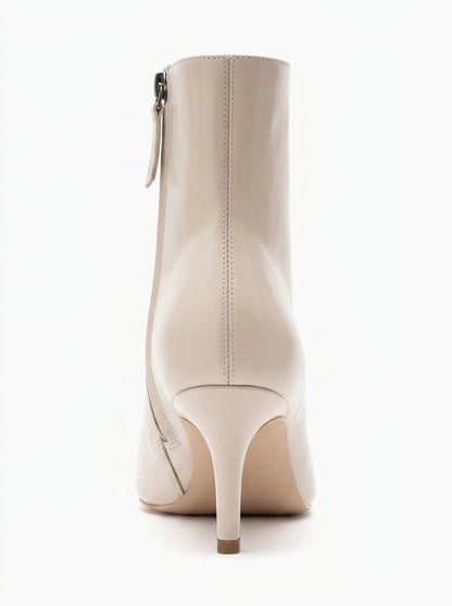 Noya - Bota de tacón fino con punta en pico beige (Mujer)