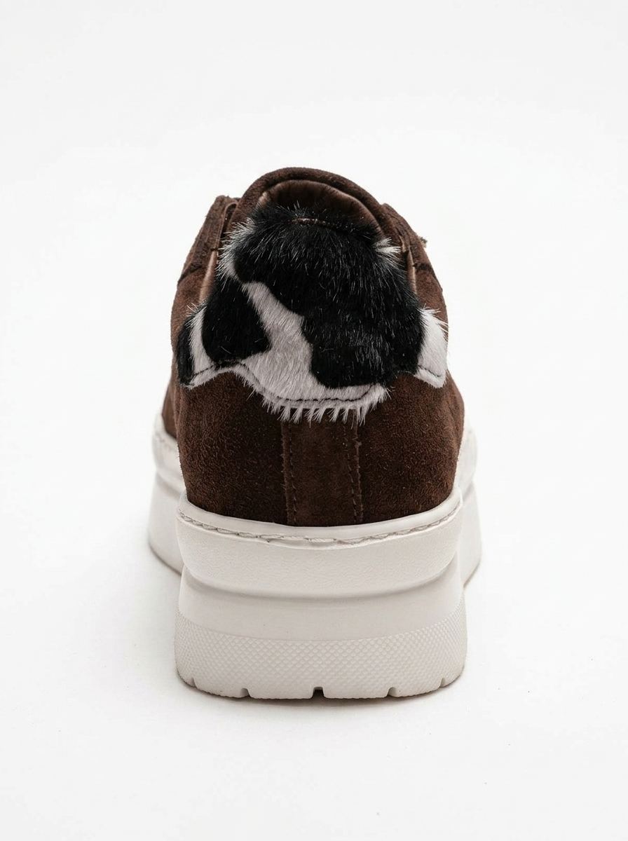 Anda - Zapatillas con hebilla de ante marrón (Mujer)