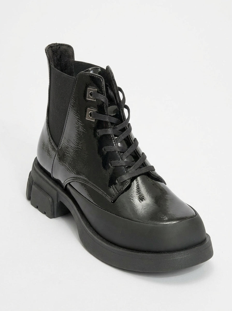 Challo - Bota de combate elástica de charol negro (Mujer)