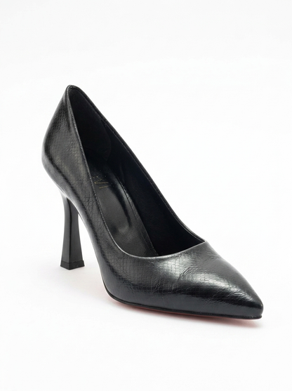 Forest Black Pointed Toe Pump (Women)