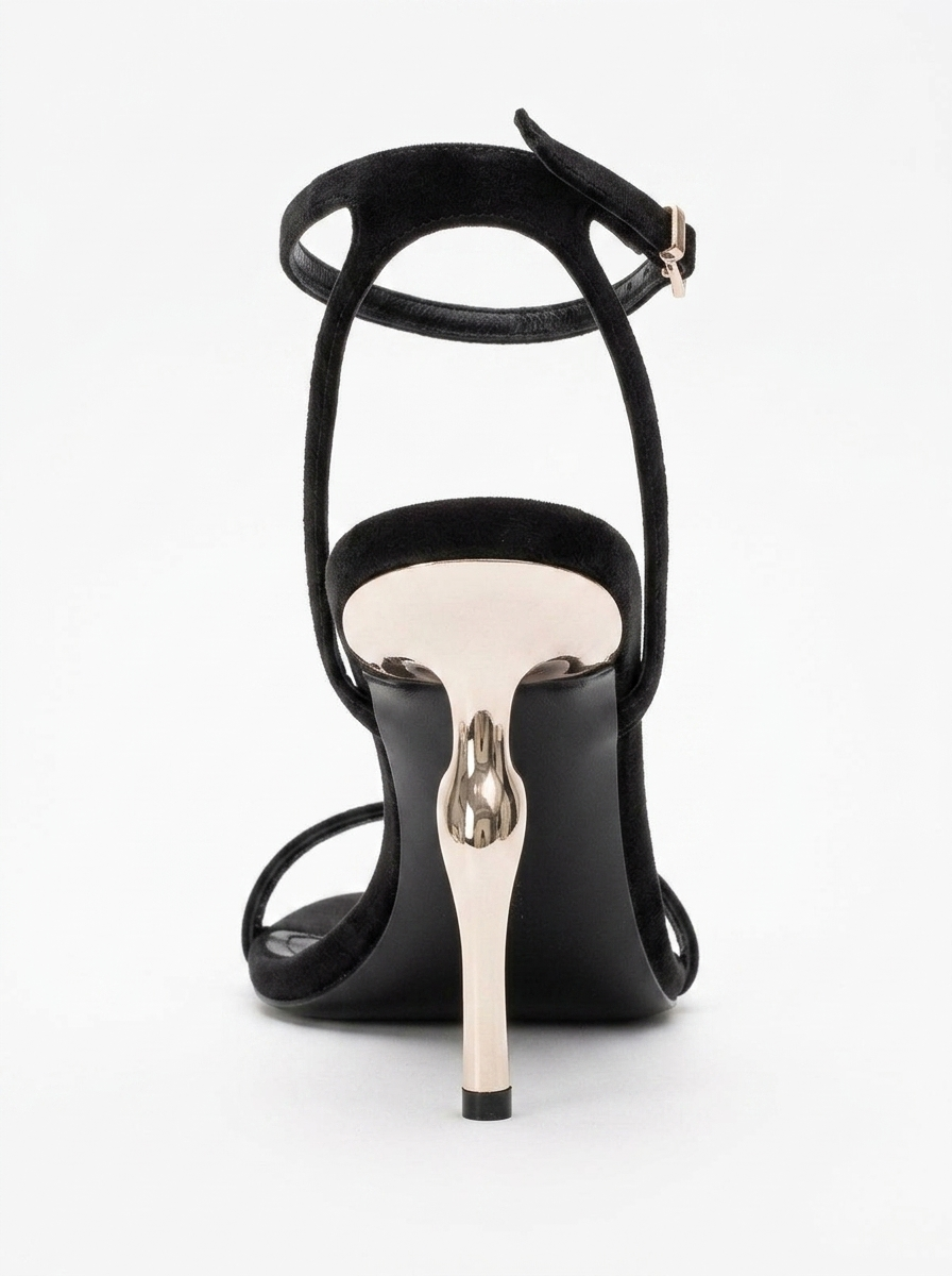Tacón de aguja Jasmin Black Satin de una sola tira (Mujer)