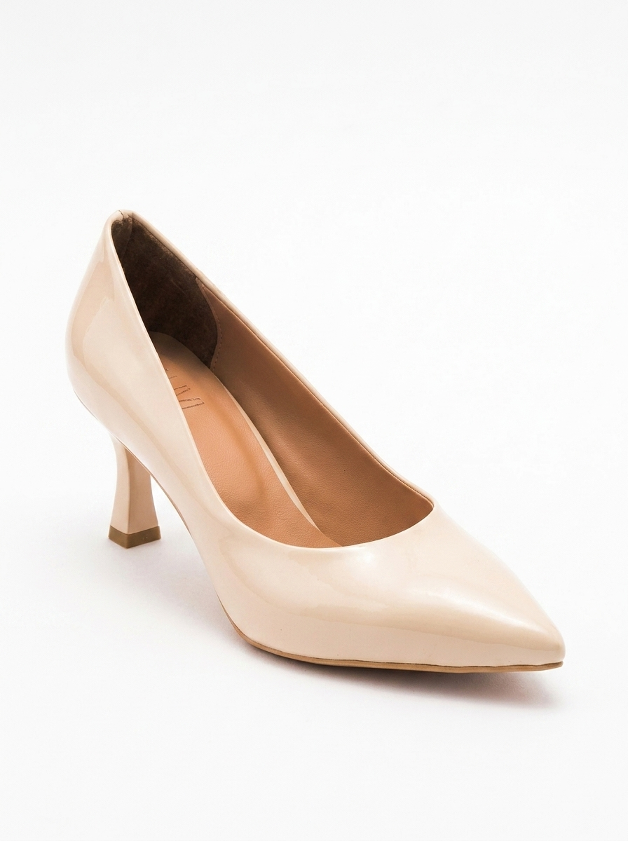 Pedra - Zapatos de tacón en punta de charol beige (Mujer)