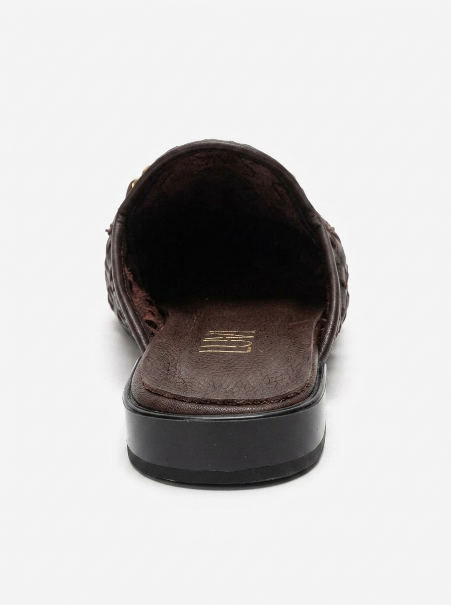 SENIA - Mules cerrados con hebilla delantera de piel auténtica marrón (mujer)