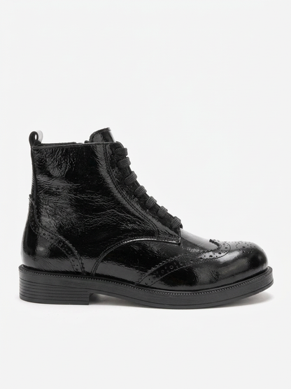 Nelvy - Bota de charol negra (Mujer)