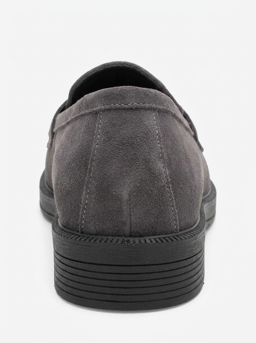 Milly - Mocasines de borlas de cuero de ante gris