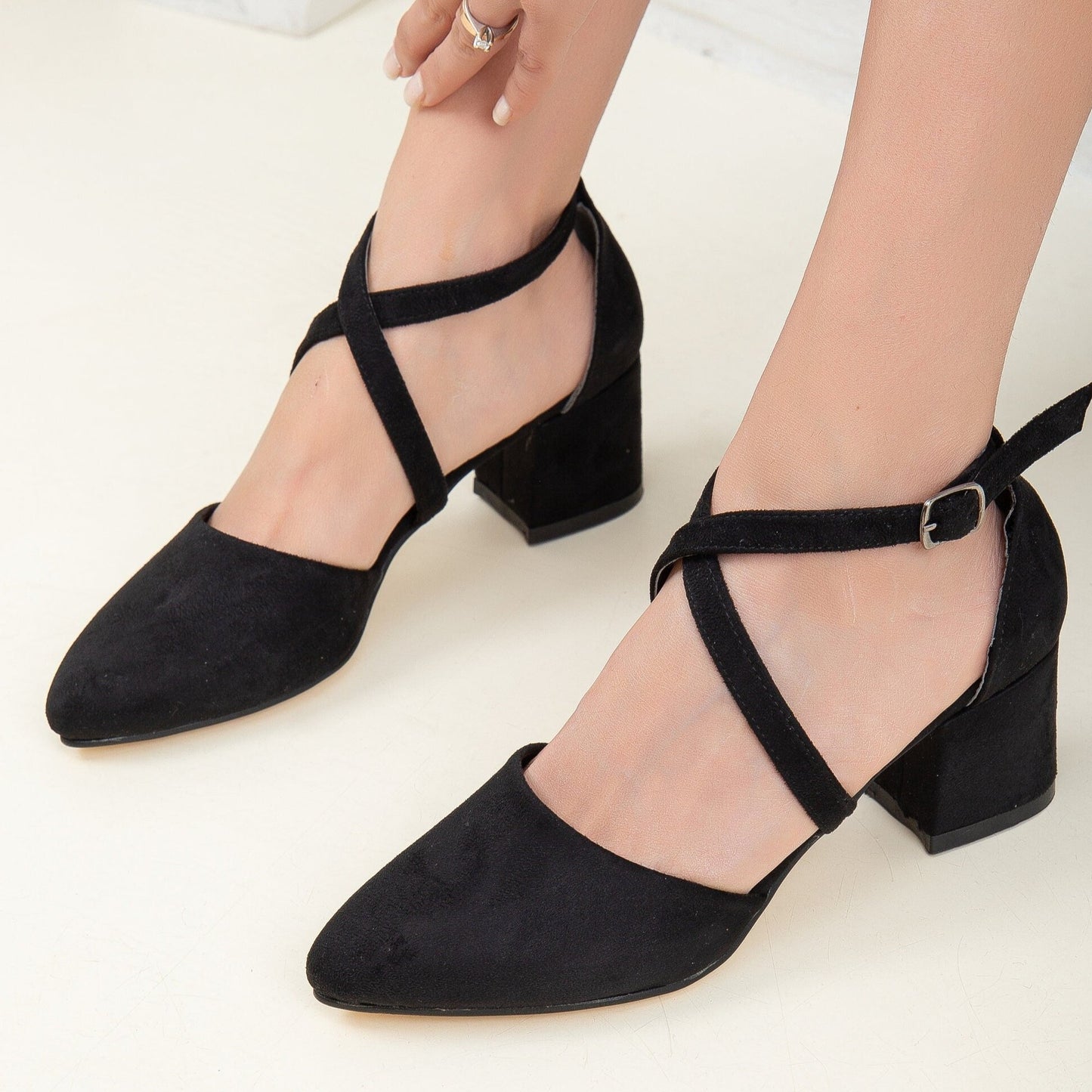 Dolly - Black Suede Pumps