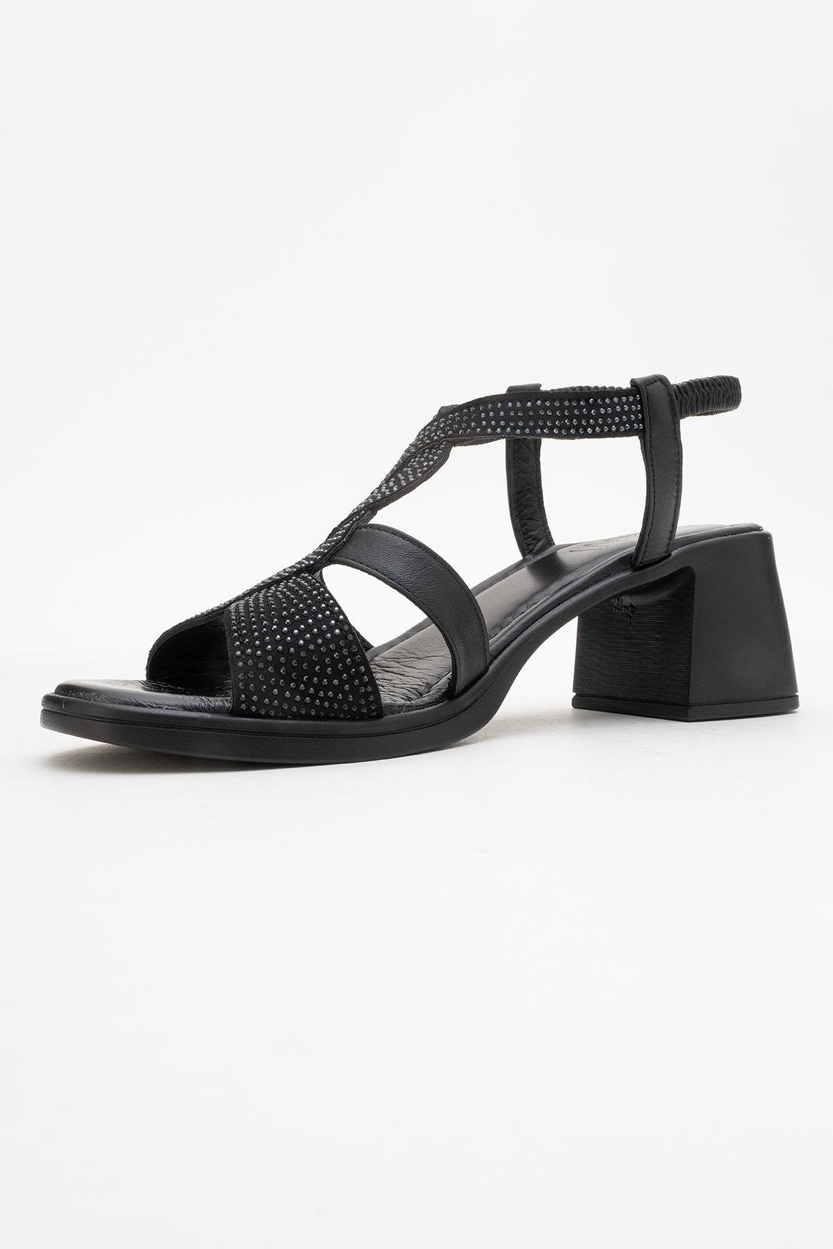 Dolen Black Leather Chunky Sandal (Women)
