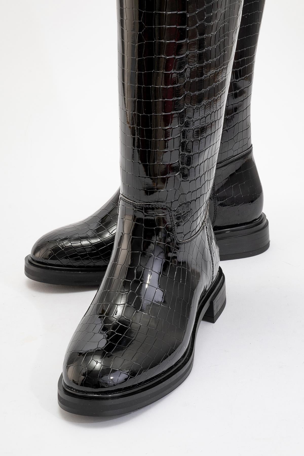 Alaska Black Pattern Western Boot (Women)