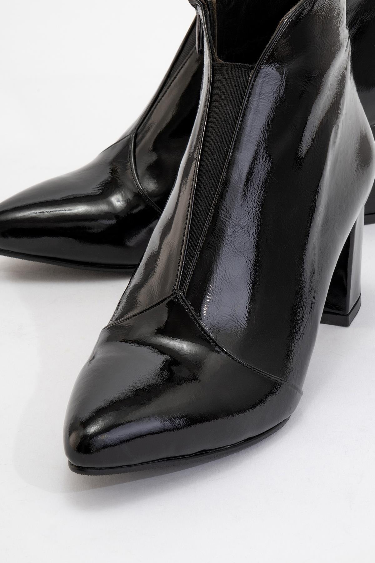 Finda Black Patent Leather Block‑Heel Boot (Women)