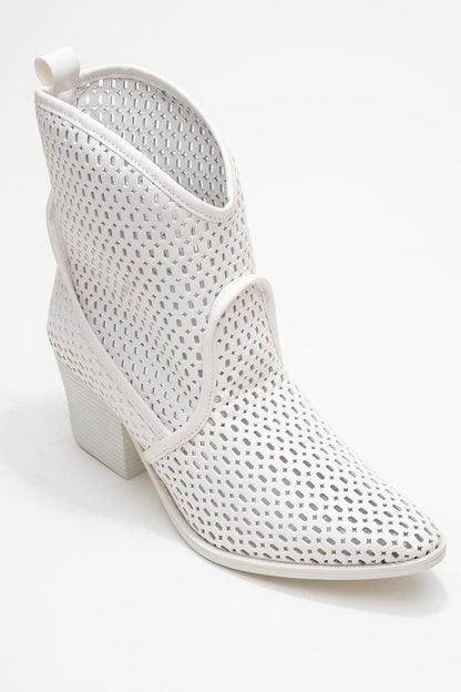 Pera White Block Heel Boot (Women)