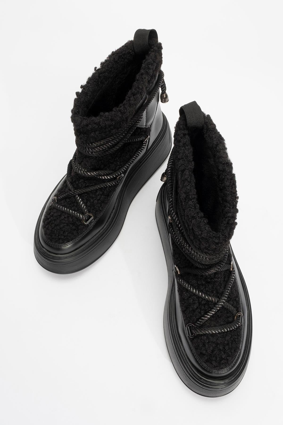 Dila Black Fur-Lined Winter Boot (Women)