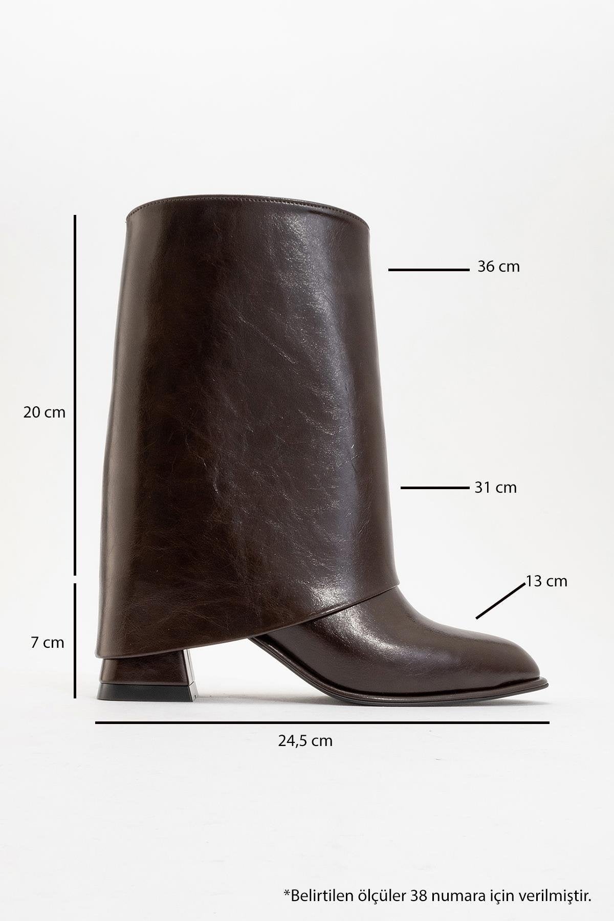 Ellas Brown Chunky Heel Boot (Women)