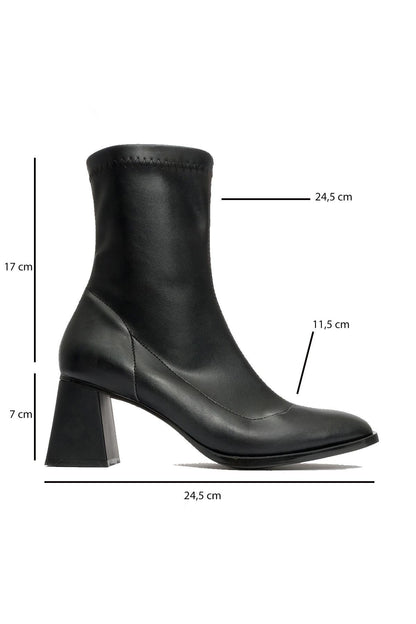 Plesa Black Chunky Heel Boot (Women)