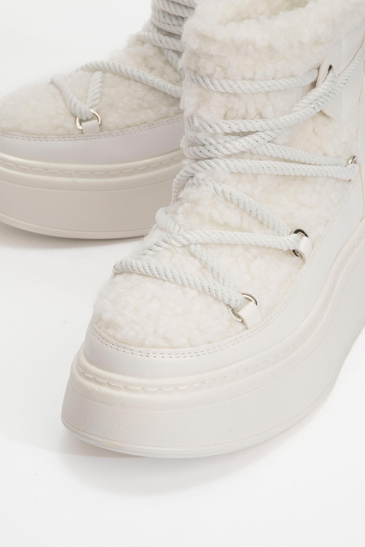 Dila White Fur-Lined Winter Boot (Women)