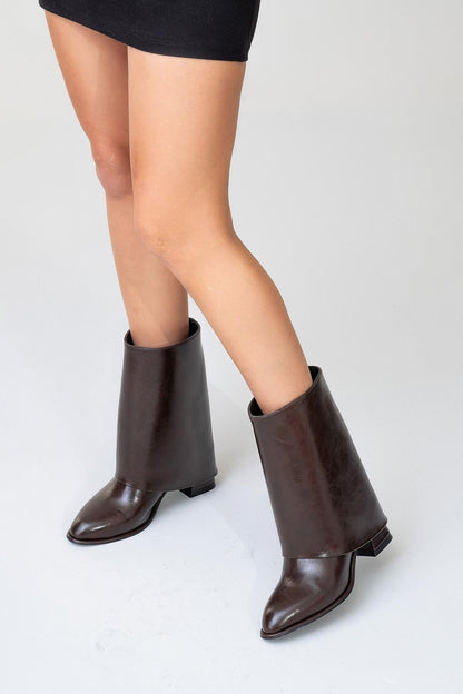 Ellas Brown Chunky Heel Boot (Women)