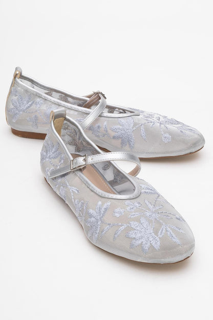 Juny Gray Mesh Floral Embroidery Ballet Flat (Women)