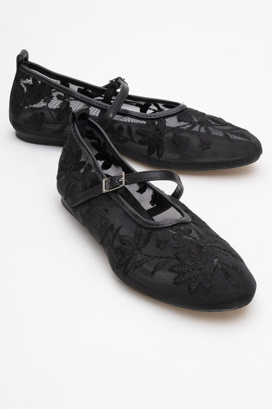 Juny Black Mesh Floral Embroidery Ballet Flat (Women)