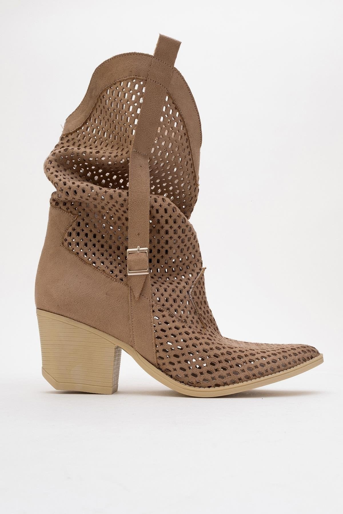 Larry Dark Beige Elasticated Block Heel Boot (Women)