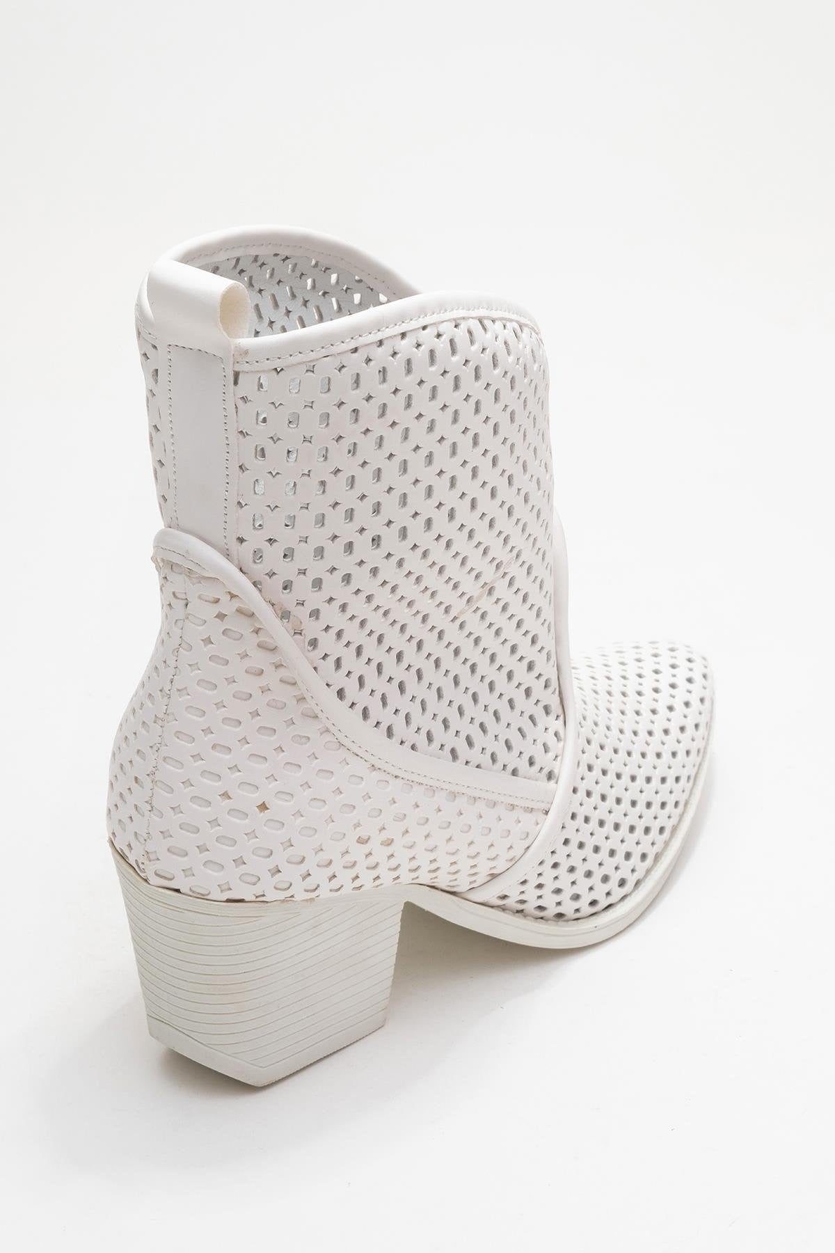 Pera White Block Heel Boot (Women)