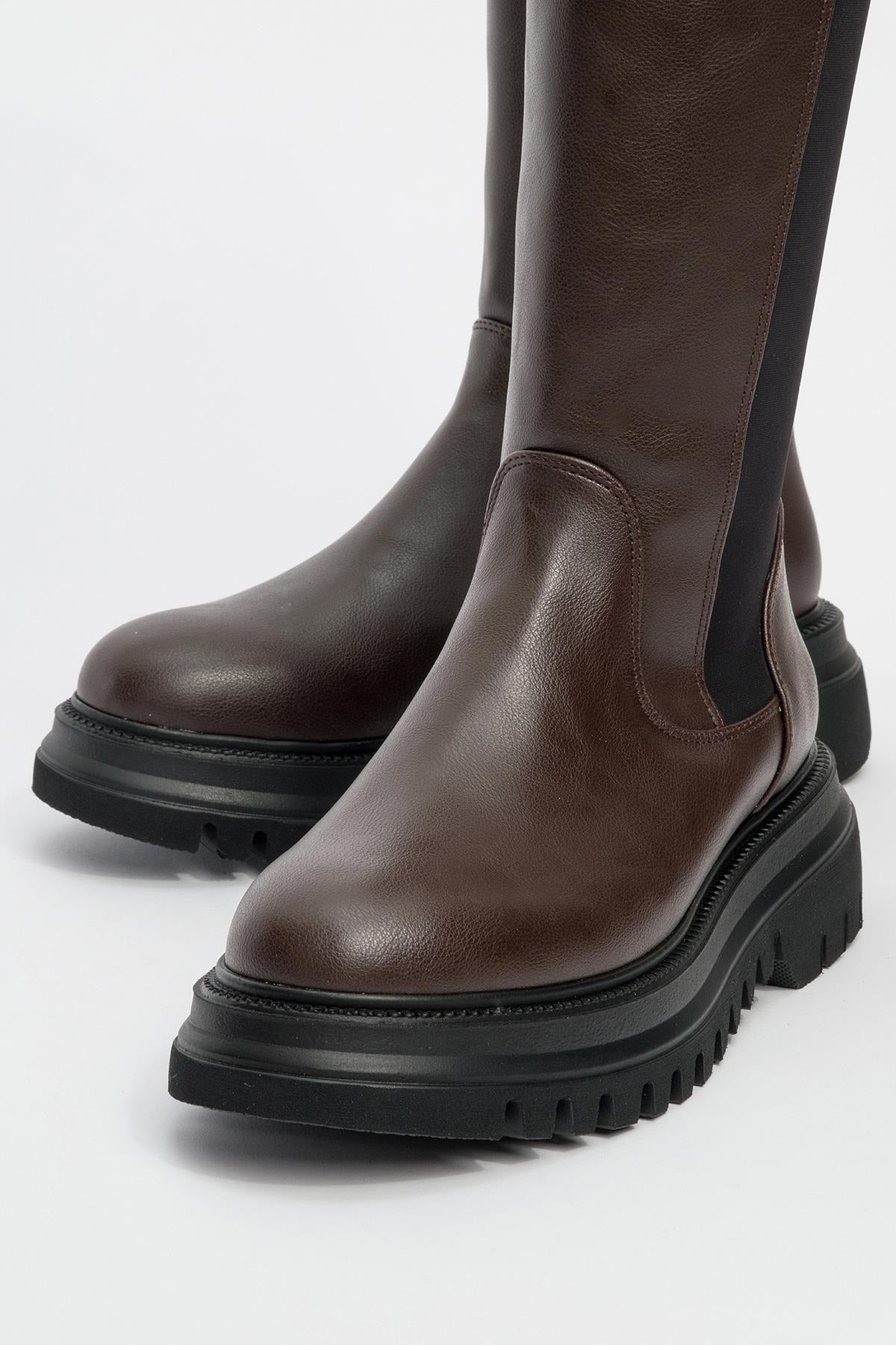 Shadow Brown Boot (Women)