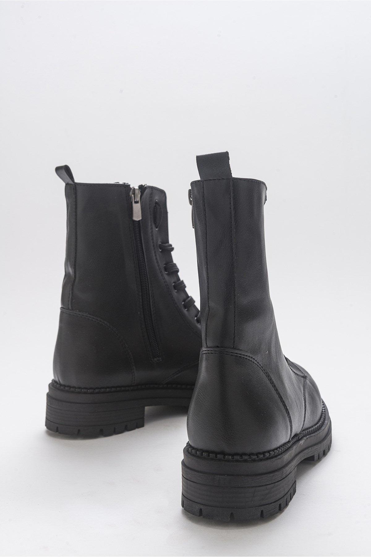 Singa Black Boot (Women)