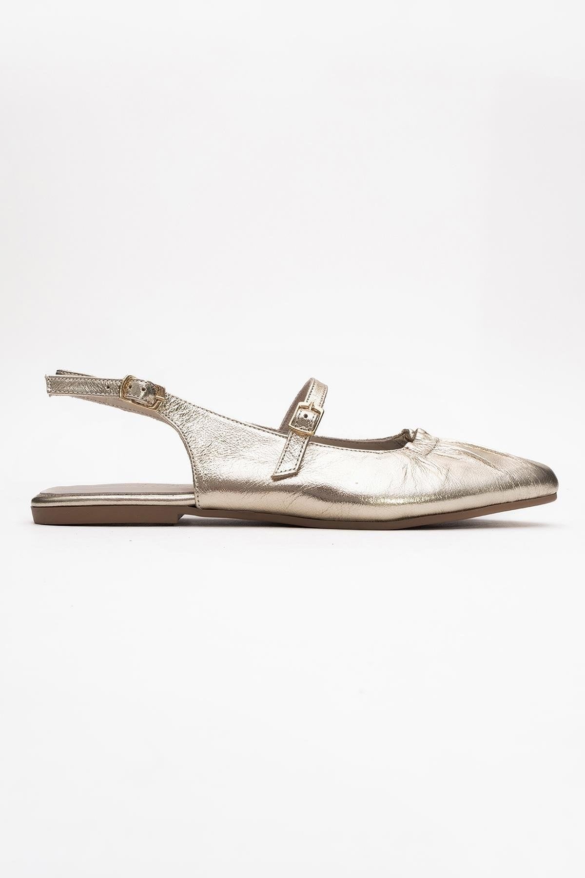 BRITNEY Gold Leather Closed-Toe Sandal (Women)