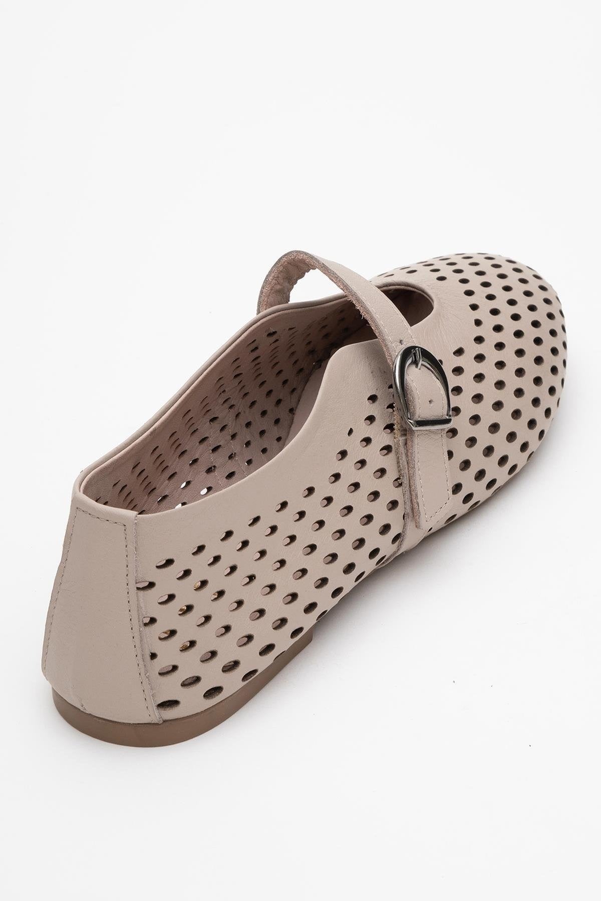 Arian Cream Beige Leather Ballet Flat (Women)