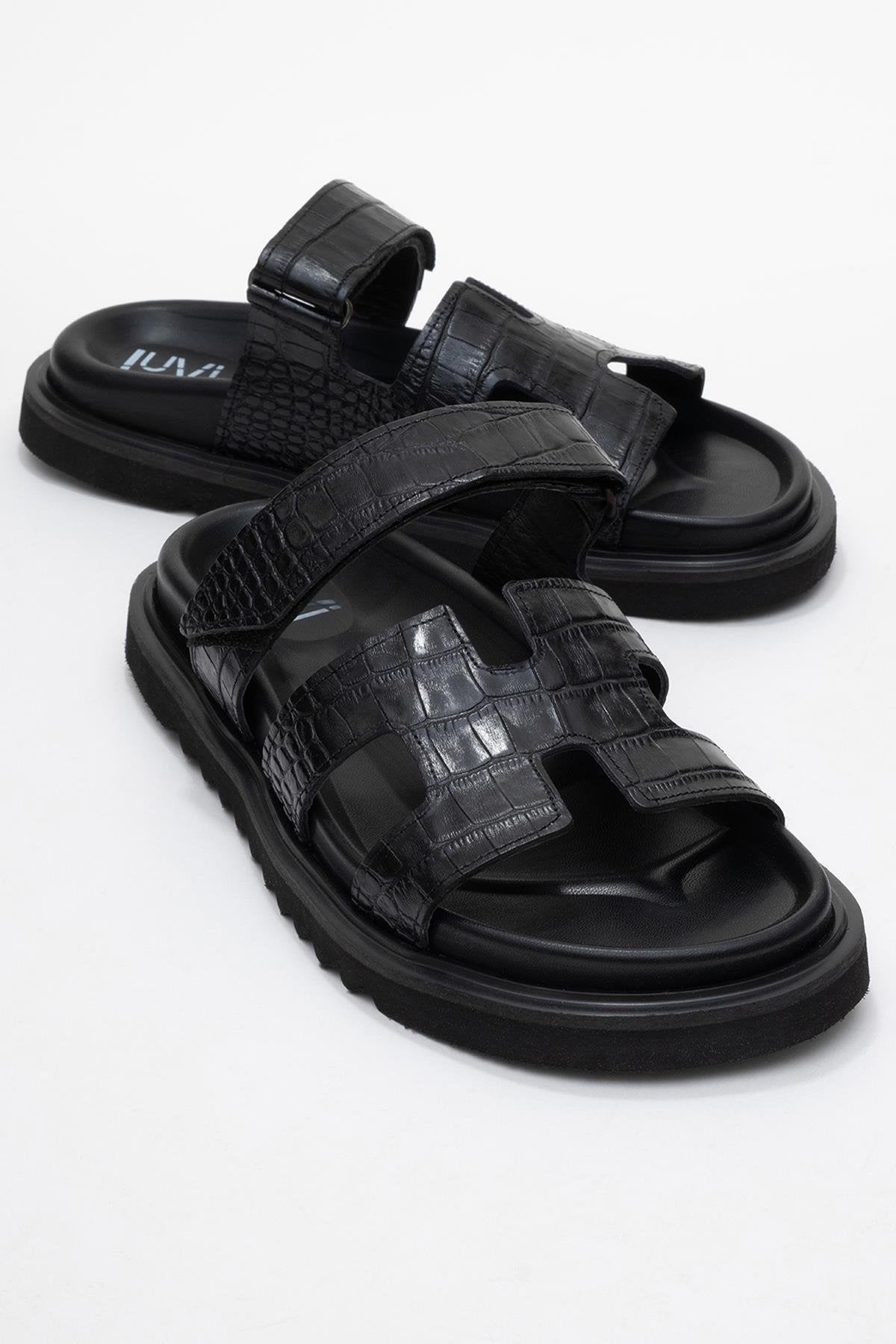 Loana Black Leather Slide Sandal (Women)