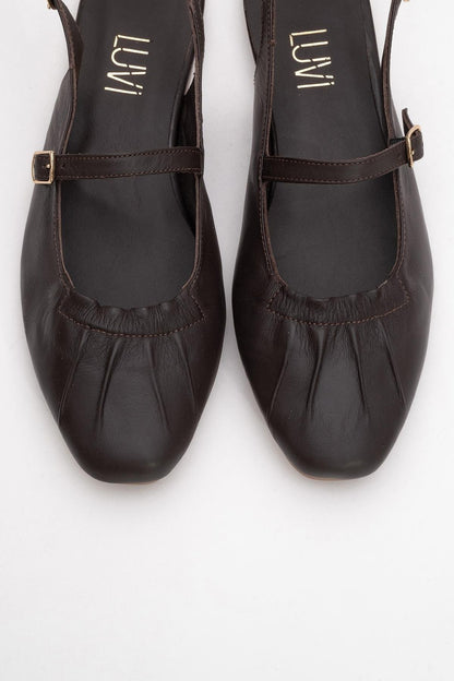 BRITNEY Brown Leather Closed-Toe Sandal (Women)