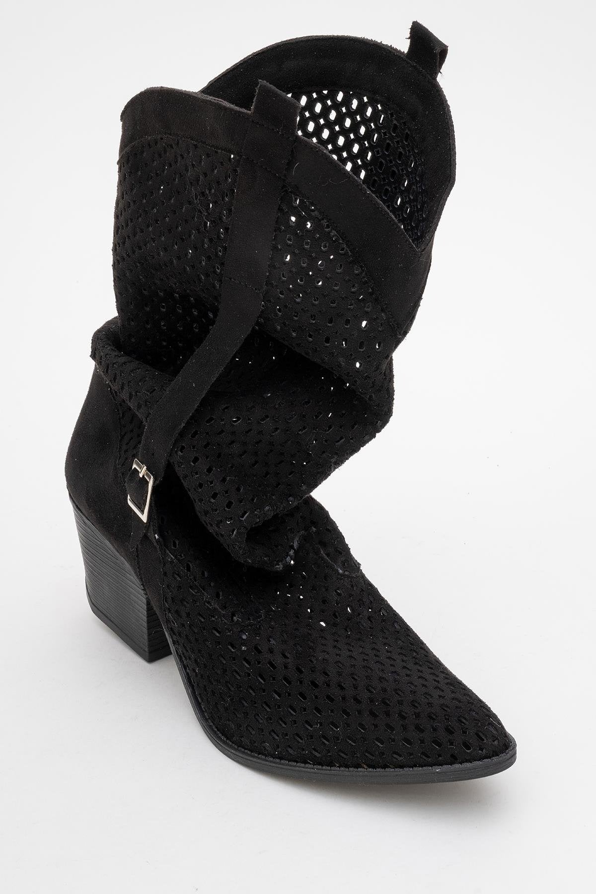 Larry Black Elasticated Block Heel Boot (Women)