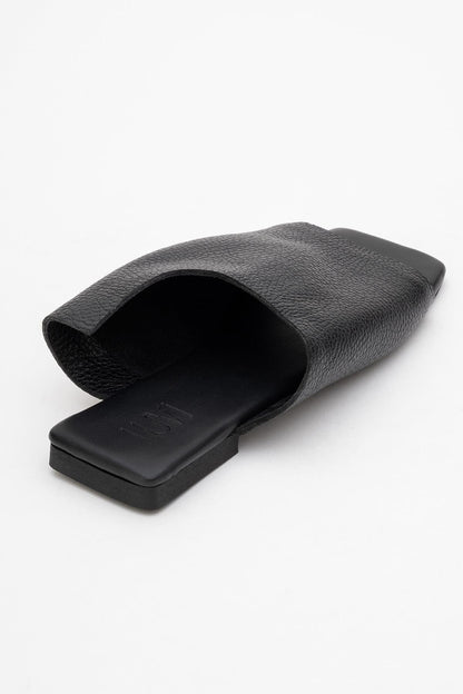 Orianna - Black Leather Slide Sandal (Women)