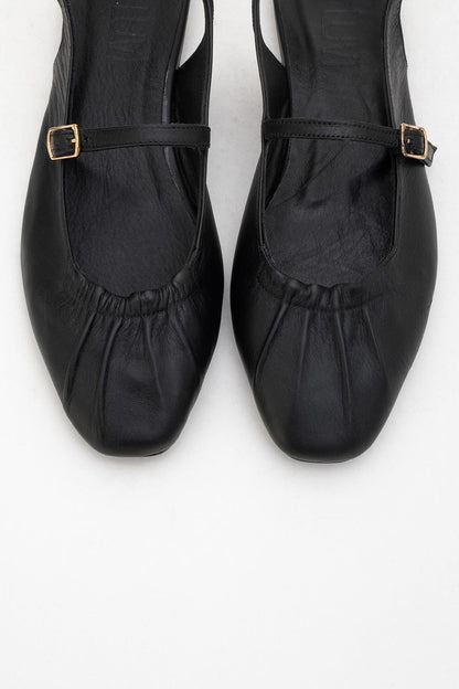 BRITNEY Black Leather Closed-Toe Sandal (Women)