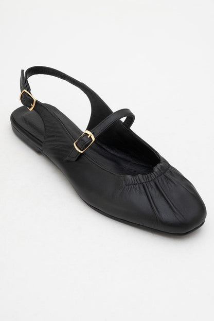 BRITNEY Black Leather Closed-Toe Sandal (Women)