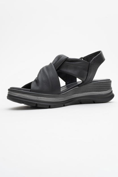 Oara - Black Leather Sandal (Women)