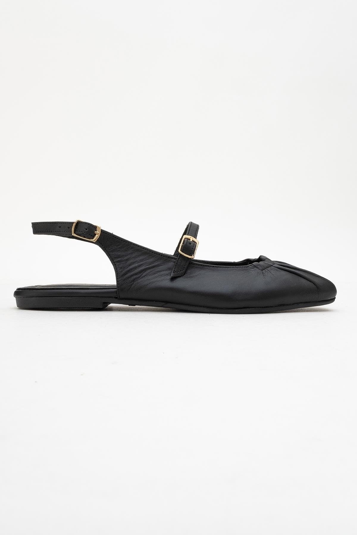 BRITNEY Black Leather Closed-Toe Sandal (Women)