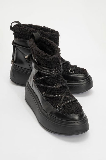 Dila Black Fur-Lined Winter Boot (Women)