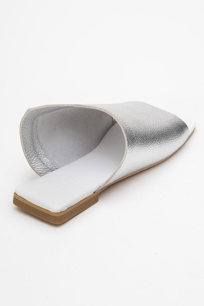 Orianna - Silver Leather Slide Sandal (Women)