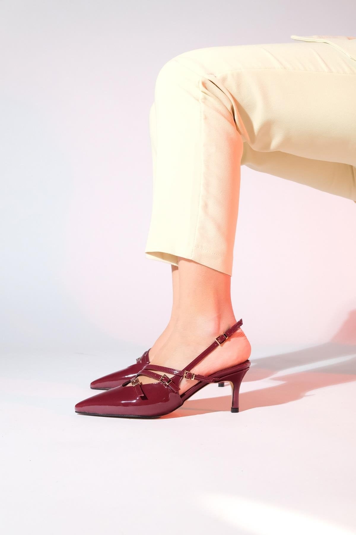 Magra Burgundy Patent Pointed-Toe Slingback Stiletto (Women)