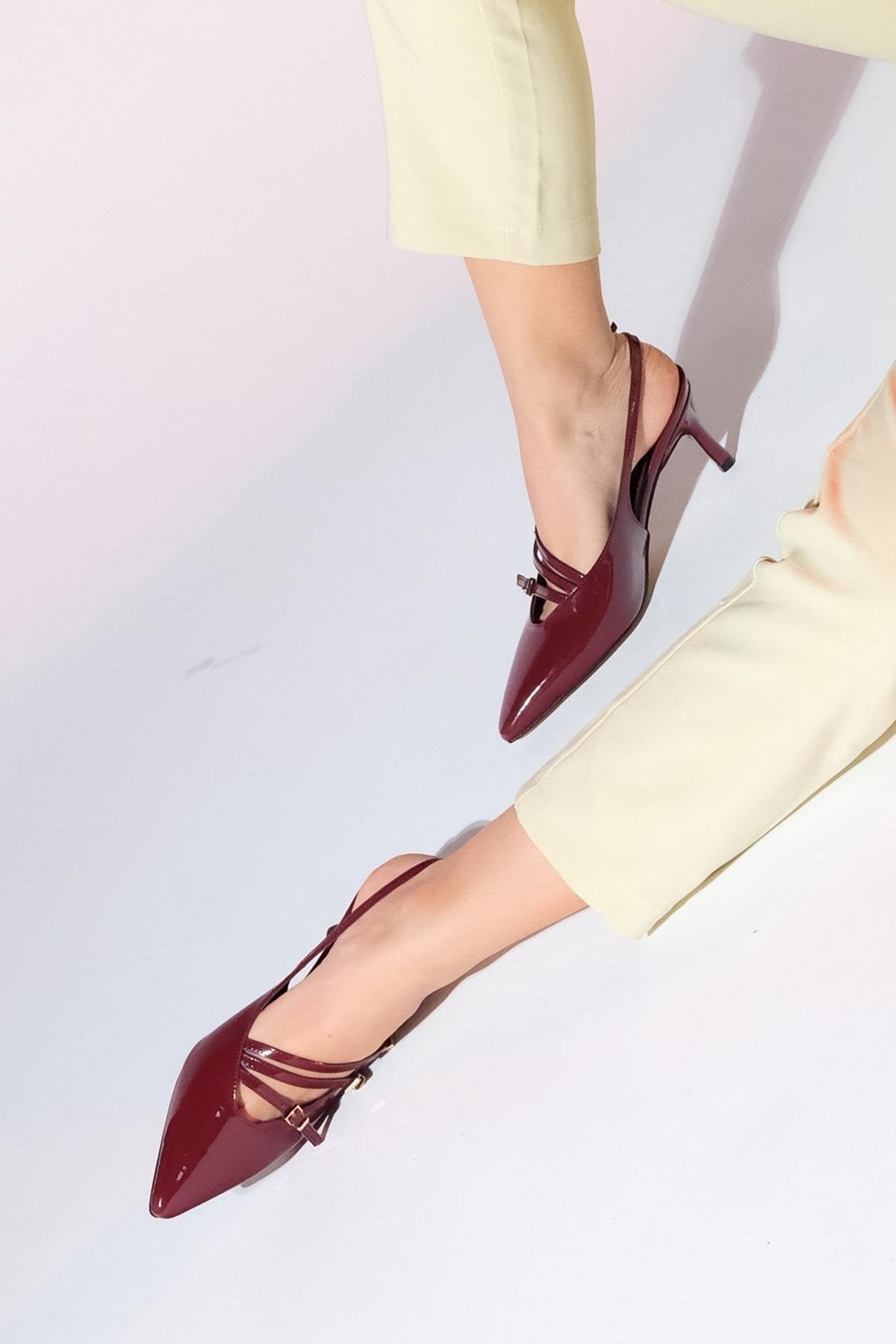 Magra Burgundy Patent Pointed-Toe Slingback Stiletto (Women)